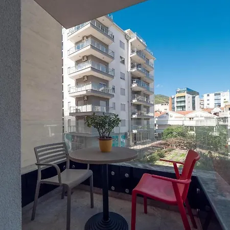 Seaside Rest Apartment Budva